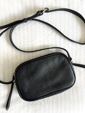 Banana Republic crossbody bag